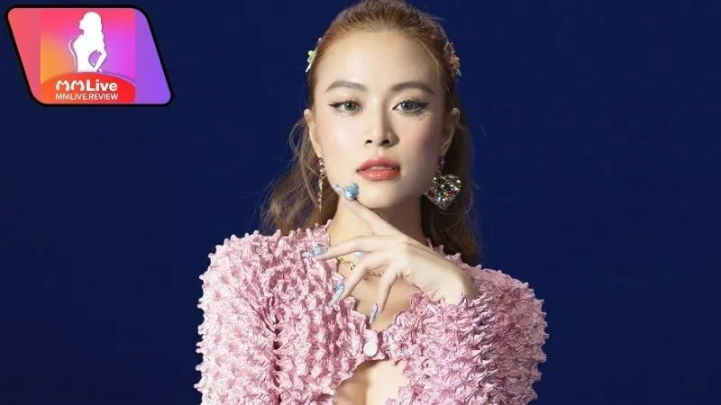 Hoàng Thùy Linh là ai - Hành trình chinh phục người hâm mộ 3 Con đường sự nghiệp của Hoàng Thùy Linh